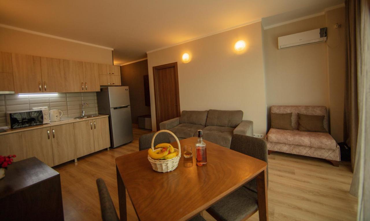 Tower Apartments Batumi Luaran gambar