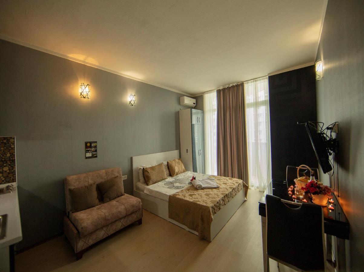 Tower Apartments Batumi Luaran gambar