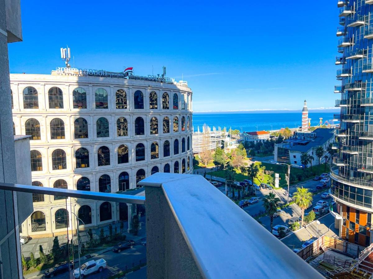 Tower Apartments Batumi Luaran gambar