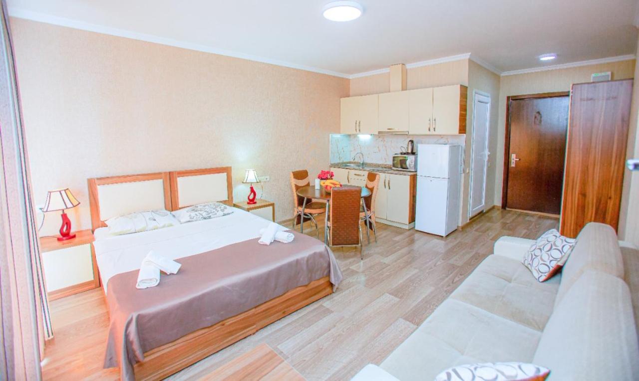 Tower Apartments Batumi Luaran gambar